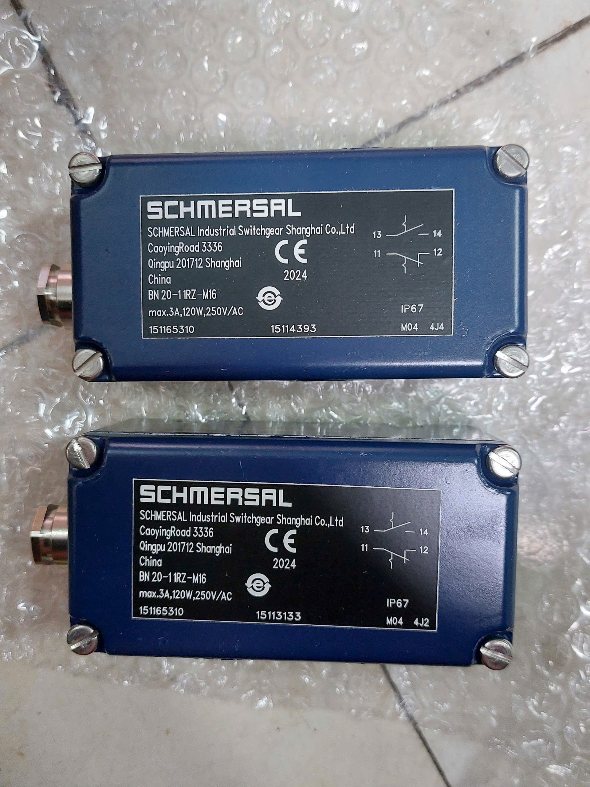 Công tắc BN 20-11RZ-M16